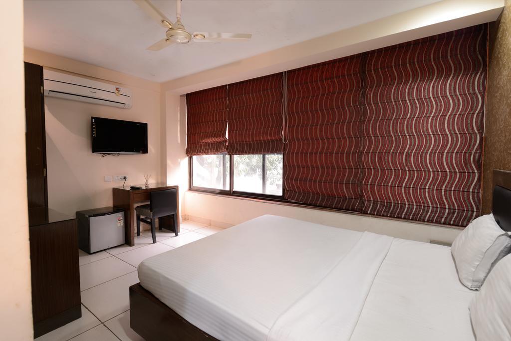 Golden Apple Boutique Hotel Calcutta Exteriör bild