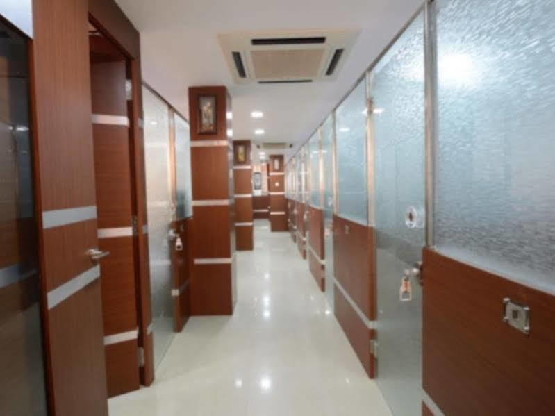 Golden Apple Boutique Hotel Calcutta Exteriör bild